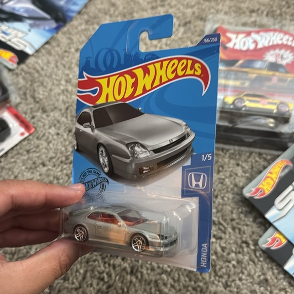 Honda prelude hotwheels - Picture 2 of 3